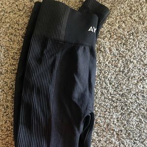 AYBL leggings